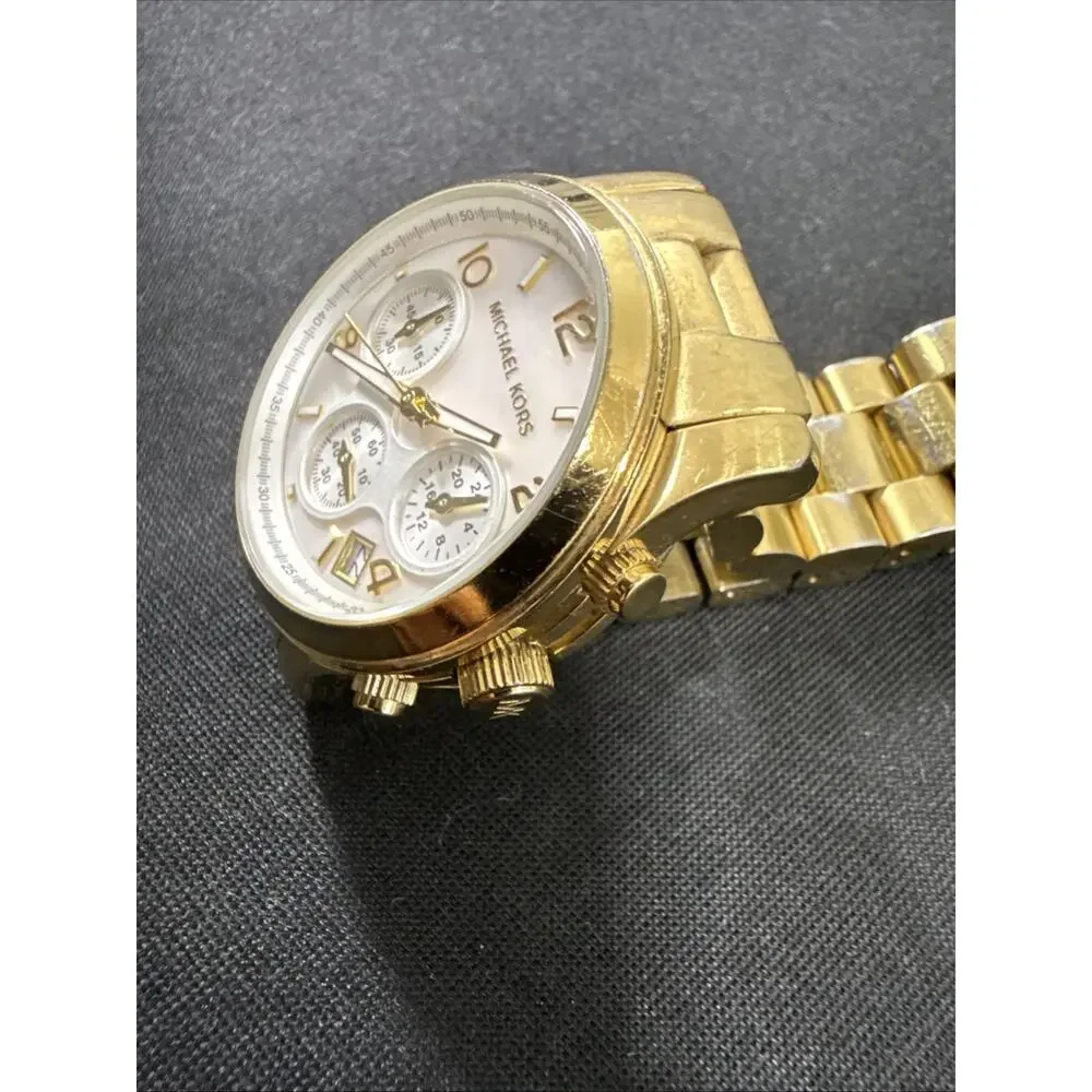 Michael Kors up auction